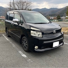トヨタ　ヴォクシー　zrr70w 過走行　交換可