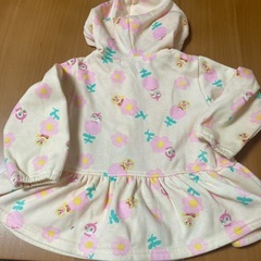 女の子パーカー90cmの画像