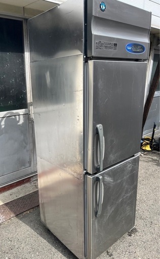 【動確済み】ホシザキ 業務用 縦型冷蔵庫 HR-63ZT3 三相 200V 392L W625×D650×H1890 2枚扉 動力 縦型2枚扉 薄型 厨房機器 大阪