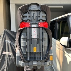 【値下げ‼️】⭐︎ジュニアシート（保護マット付き）⭐︎の画像