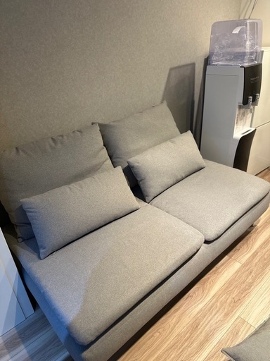 IKEAソファ 2人掛け（SODERHAMN）