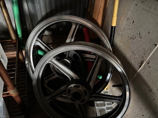 ゼファー400  ホイール