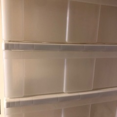 板付きプラスチック収納ケースの画像