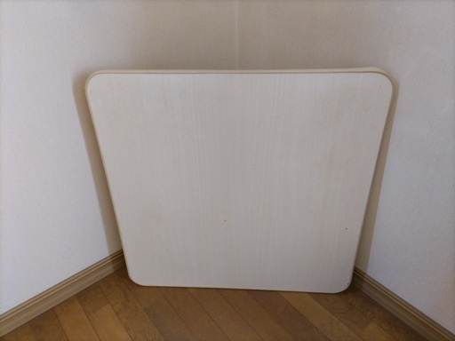 コタツ（テーブルとしては問題ありません）