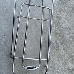 自転車　荷台とカゴの画像