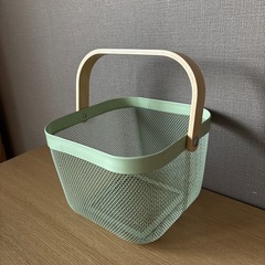 【譲り先決まりました】IKEA イケアRISATORP リーサトルプ ホワイト　の画像