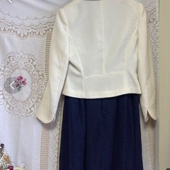 入学式・卒業式に！ワンピースとジャケットセットの画像