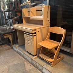 学習机、椅子セットの画像