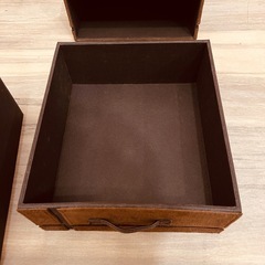 JH0413 レザーの小物入れ　アクセサリーボックス　卓上収納ボックス　の画像