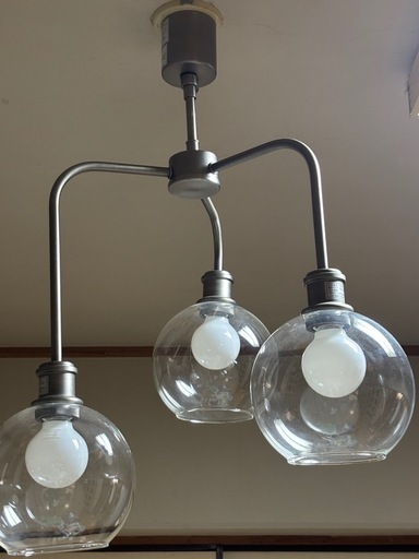ニトリ ペンダントライト VERRE グレー ガラス照明 3灯 美品 おしゃれ