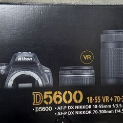 Nikon D5600 18-55mm VR レンズキット