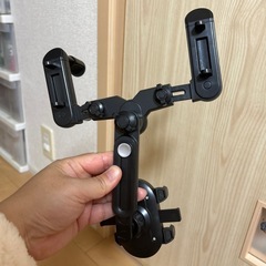 新品⭐車載用携帯電話 スタンドの画像