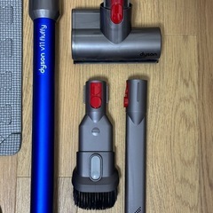 Dyson v11 fluffy 【ジャンク品】の画像