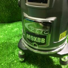 テクノ販売 M9XBB レーザー墨出し器 グリーンレーザー【市川行徳店】【店頭取引限定】【中古】管理番号：ITASGNVM556Oの画像