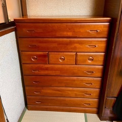 洋服タンス 引取が無い場合3月中に粗大ゴミ処分予定です  　