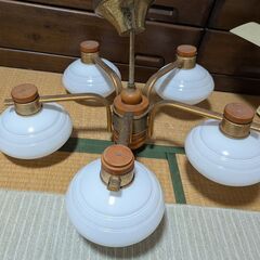 昭和レトロシャンデリア (電球はイメージ用の為付属しません)の画像