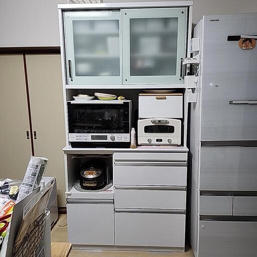 食器棚