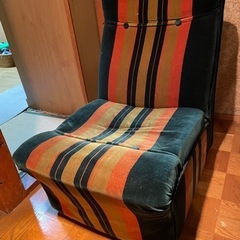 昭和レトロ一人掛けソファーの画像