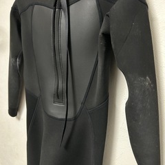 【中古】クイックシルバーウエットスーツ（ブラック）3:2mmサイズSの画像