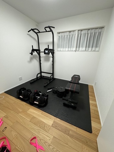 筋トレセット、可変式ダンベル、懸垂マシン、ベンチダンベル