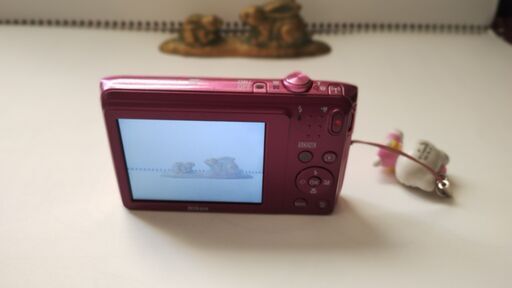 デジタルカメラ　Nikon