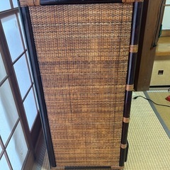 籘製の棚 年代物 譲りますの画像