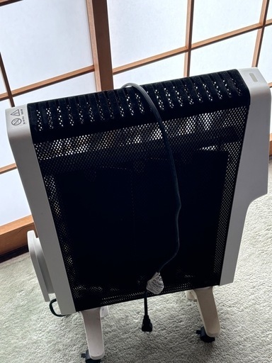 電気ヒーター　ストーブ