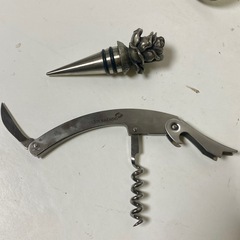 新品　高品質 ワインストッパーとソムリエナイフセット　ステンレス　バラ形の画像