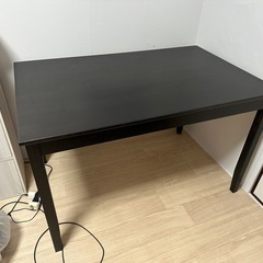 譲ります　ダイニングテーブル　黒　木製　中古