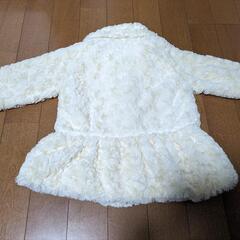 キッズ　かわいらしい上着　の画像