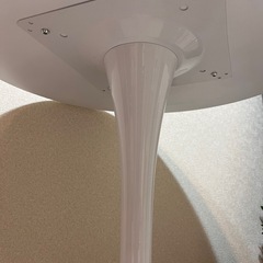 本日！美品　70cmの丸テーブル　白の画像