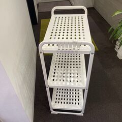 白いメタルシェルフ・ラック・棚（３段）～キッチン・個室などでご自由に～　※引取り限定の画像