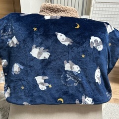 肩掛け　毛布　の画像