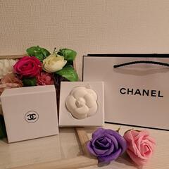 🩵CHANEL🩵セラミックカメリア🩵紙袋つきます🩵の画像