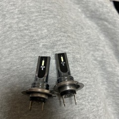新品未使用！ LEDヘッドライトH7 の画像
