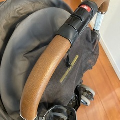 アップリカ　B型ベビーカー　純正レインカバー付きの画像