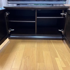 テレビ台　収納棚の画像