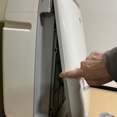 【ジャンク品】ダイキン　空気清浄機　MCK55PKS-Wの画像