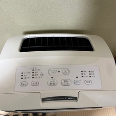 【ジャンク品】ダイキン　空気清浄機　MCK55PKS-Wの画像