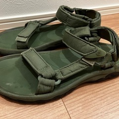 Teva×UNITED ARROWS別注サンダルの画像
