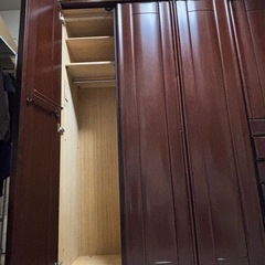 ワードローブ　紫檀製の画像
