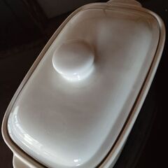漬物を漬ける容器　陶器　蓋付き　冷蔵庫に入るサイズ　美品の画像