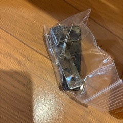 小人と棚　画像の物全ての画像