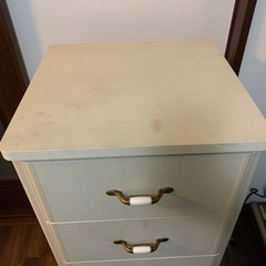 【終了】【0円】キャビネットの画像