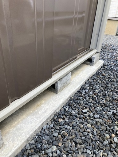 秋葉区引き取り使用4年タクボ物置