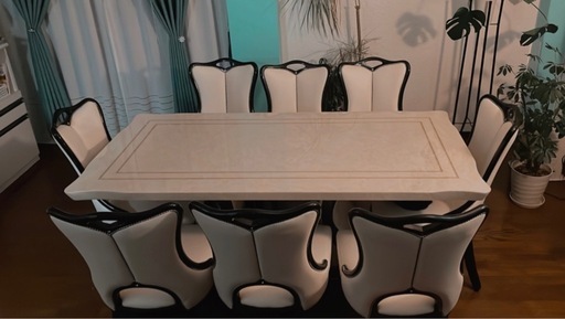 大理石ダイニングテーブル