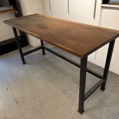 無垢材　鉄脚　作業テーブルの画像