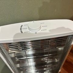 ユアサプライムス　首振ワイド電気ストーブ　ホワイト　ＫＮＫＴーＤ９００Ｆ（Ｗ）の画像