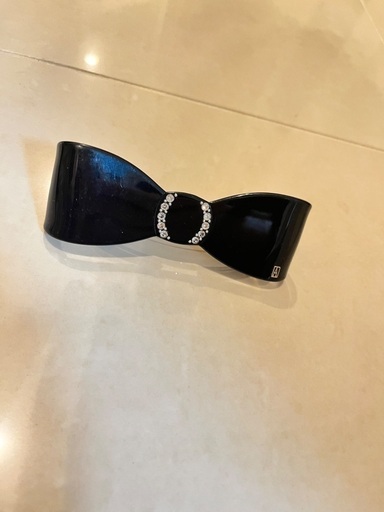 Alexandre de Paris バレッタ