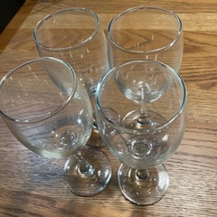 【ほぼ未使用】シャンパン　ワイングラス